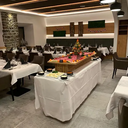 Hotel Spoel Restaurant Zernez