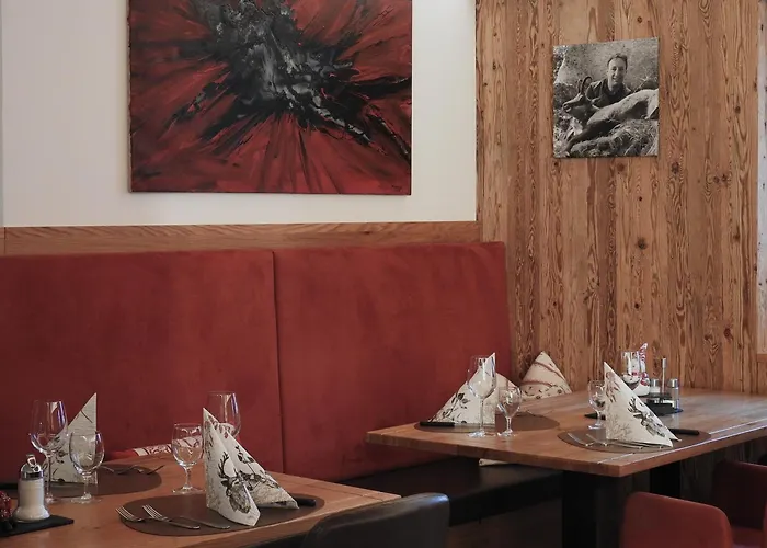 Spöl Restaurant Hotel *