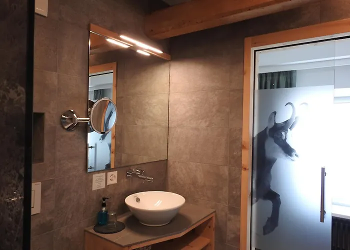 Spoel Restaurant Hotel *